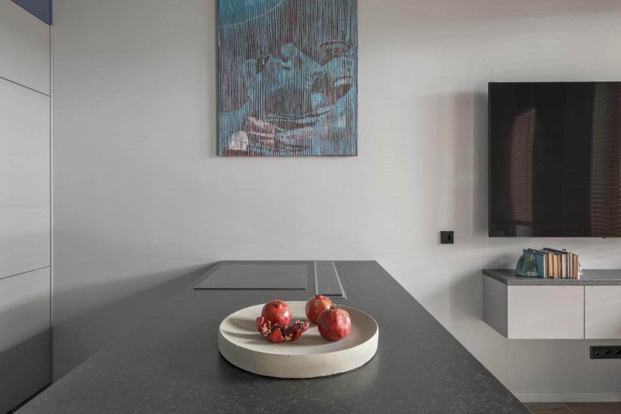 Ivis House Modern Apartment In Vilnius Old Town With Balcony Eksteriør bilde
