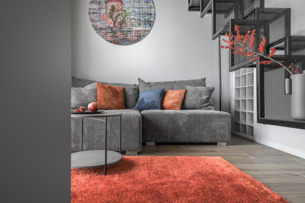 Ivis House Modern Apartment In Vilnius Old Town With Balcony Eksteriør bilde