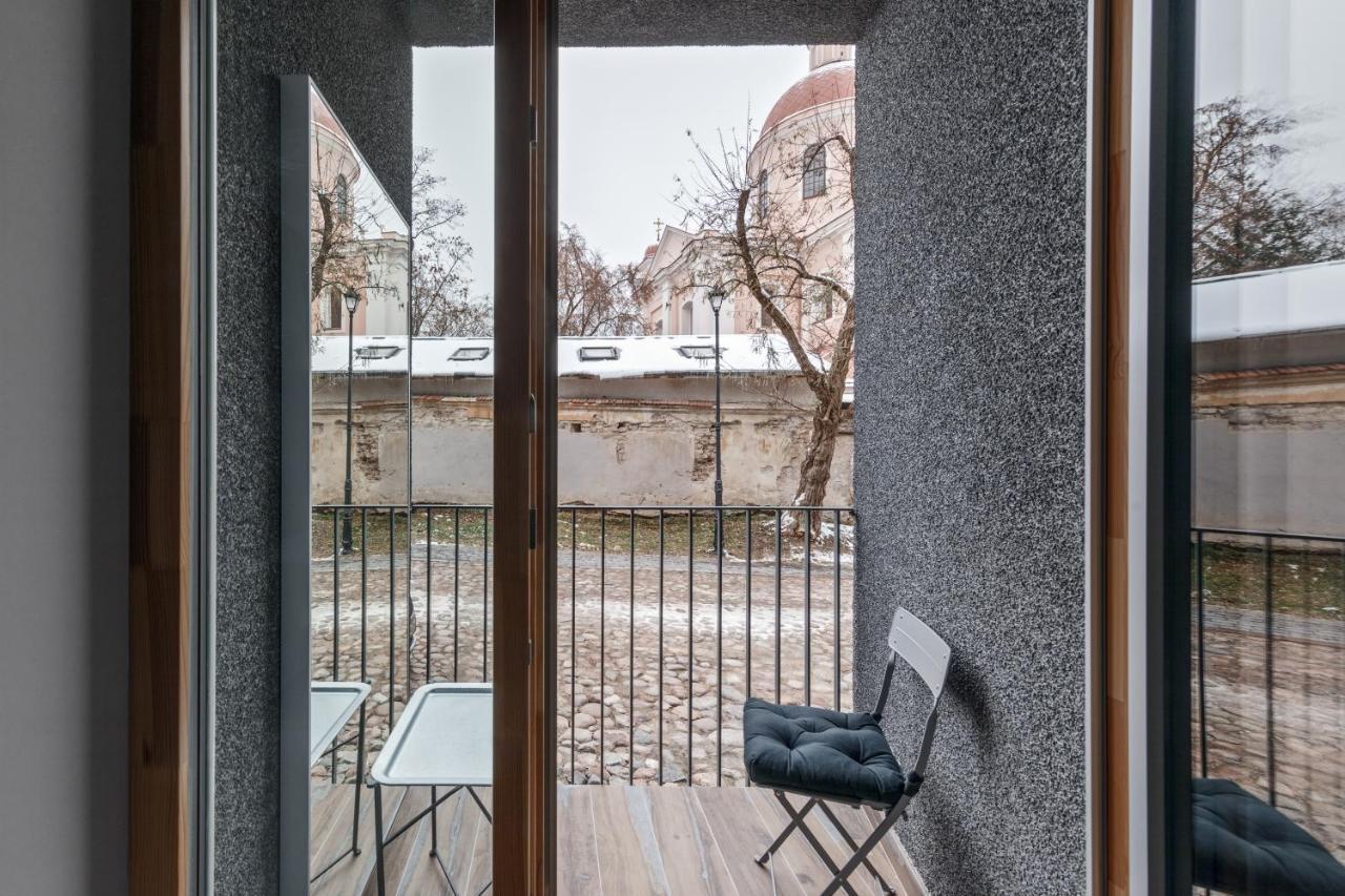 Ivis House Modern Apartment In Vilnius Old Town With Balcony Eksteriør bilde